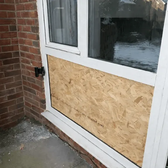 Emergency boarding up after burglary and break-ins